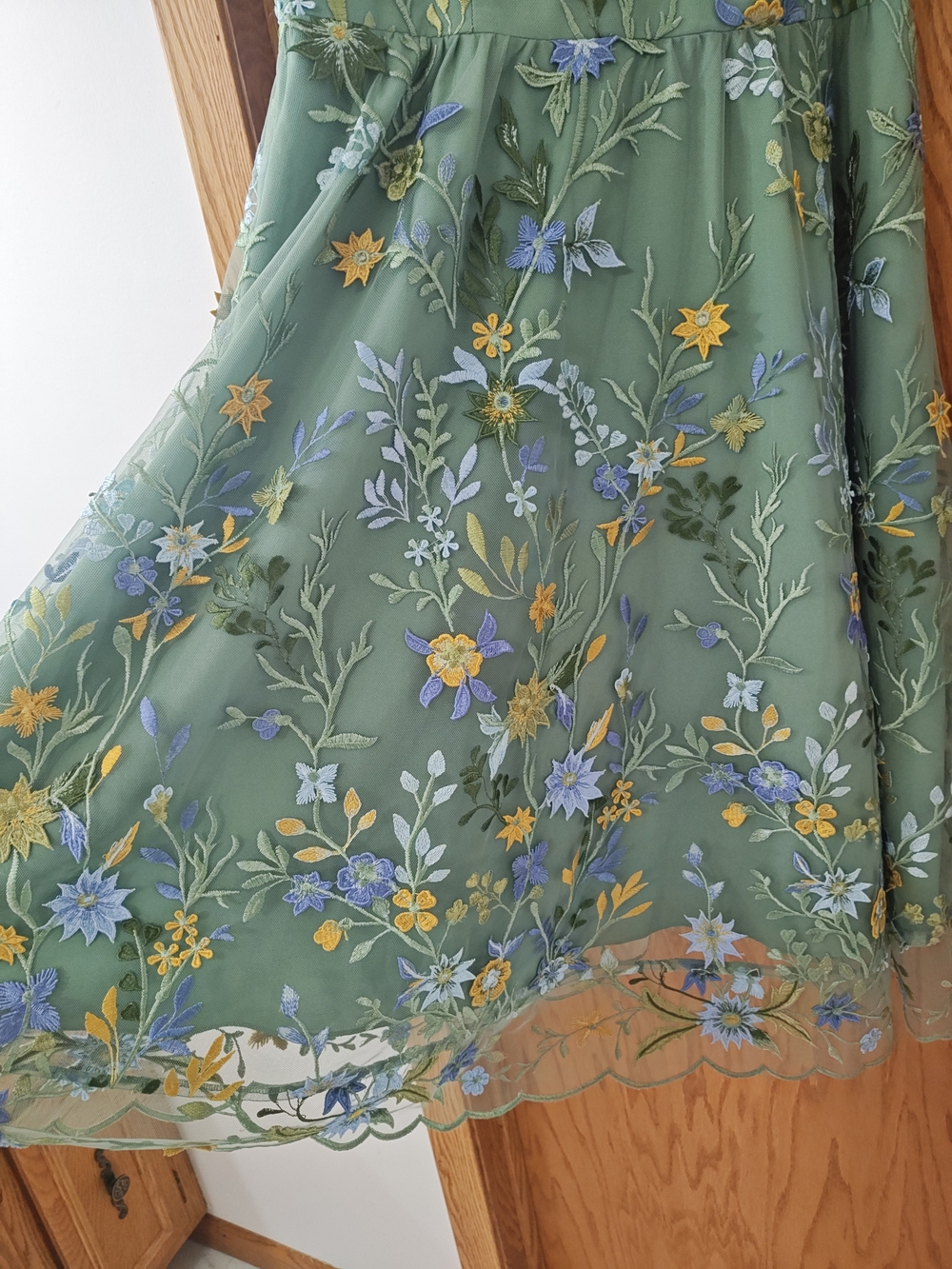 Dress the Population Sage Green Embroidered Midi Skirt with Floral Detail - Picture 4 of 8